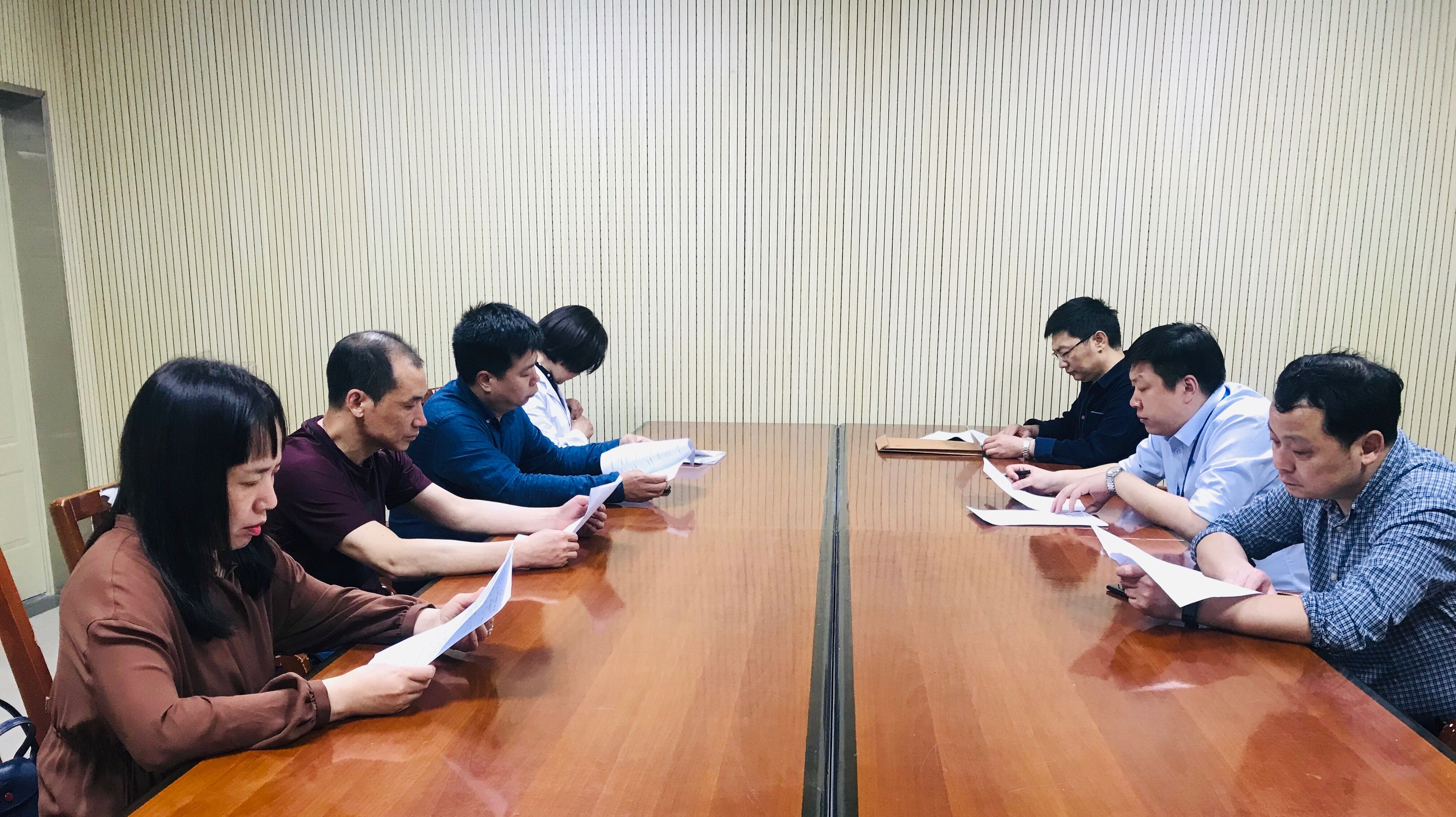 0.魏院长组织召开筹备会.jpg