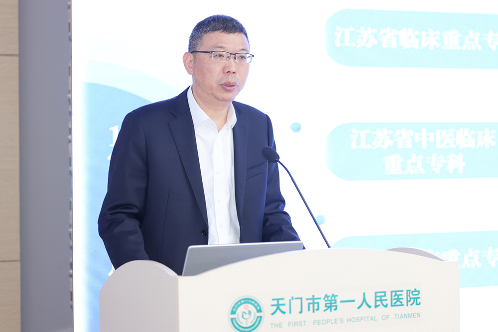 11.张华.jpg