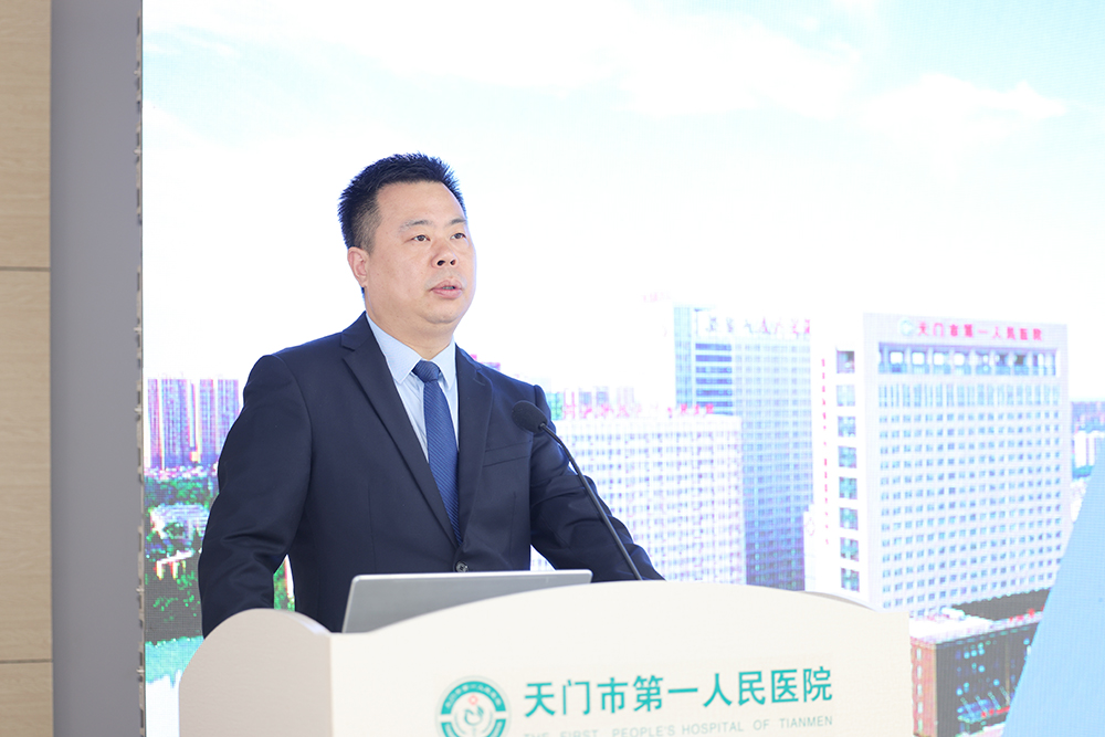 12.李伟.jpg